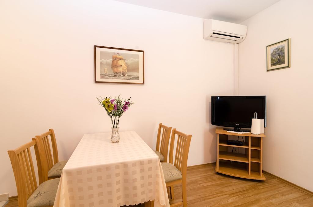 Apartments Ivan دوبروفينك الغرفة الصورة